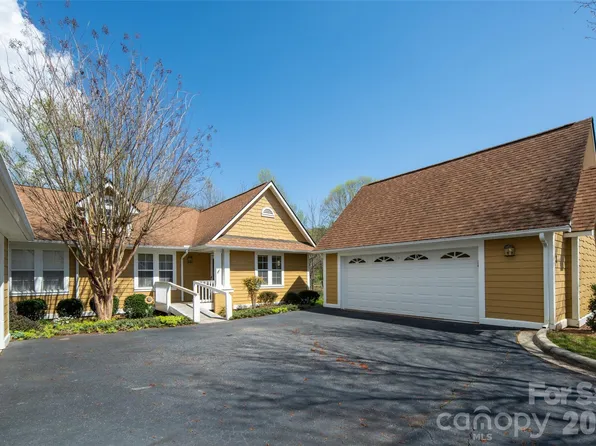 803 Woodlea Ct, Asheville, NC 28806