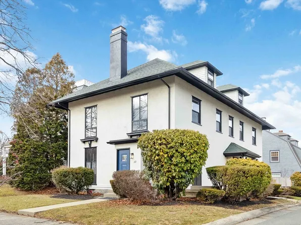 269 Ocean St, Lynn, MA 01902