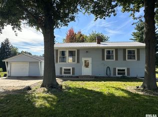 240 E Union St, Roseville, IL