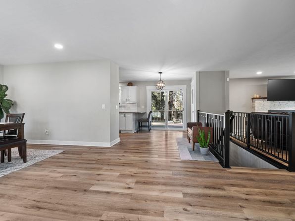 12327 E Sioux Cir, Spokane, WA 99206