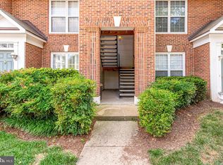 12739 Fair Crest Ct APT 301, Fairfax, VA 22033