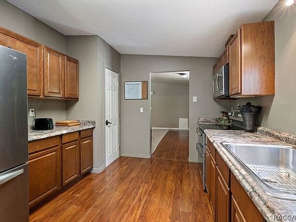 5th image of 8171 SE 144th Pl