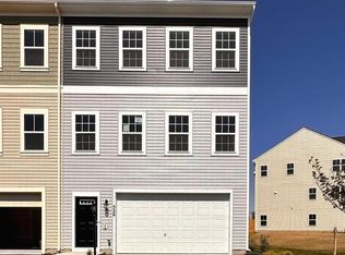 526 Parkland Dr, Stephenson, VA 22656