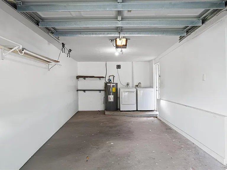 3822 W Euclid Ave — Photo 13