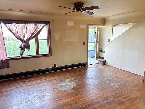 4th image of 145 N Isabelle Ave