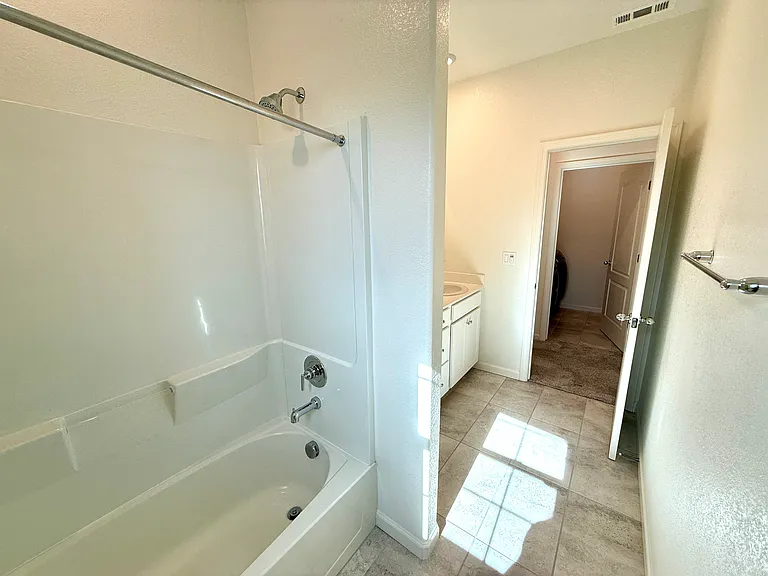 5437 Prewett Ranch Dr — Photo 34
