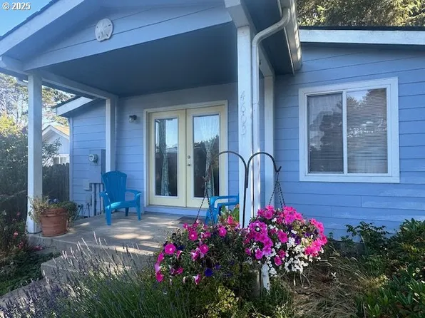 4603 Meares St, Florence, OR 97439