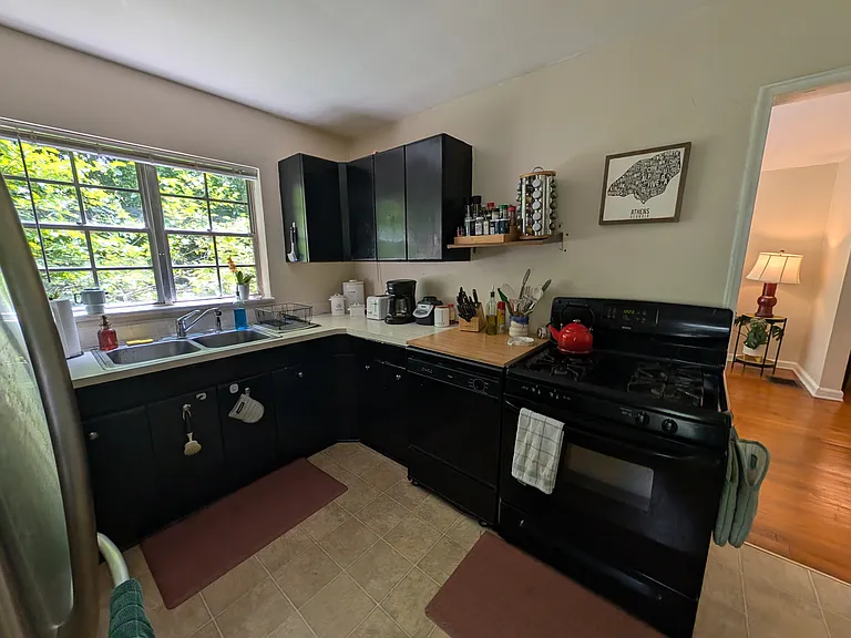 1523 Beech Valley Way NE — Photo 7