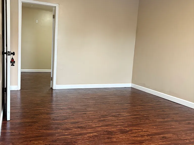 529 21st Ave #3 — Photo 1
