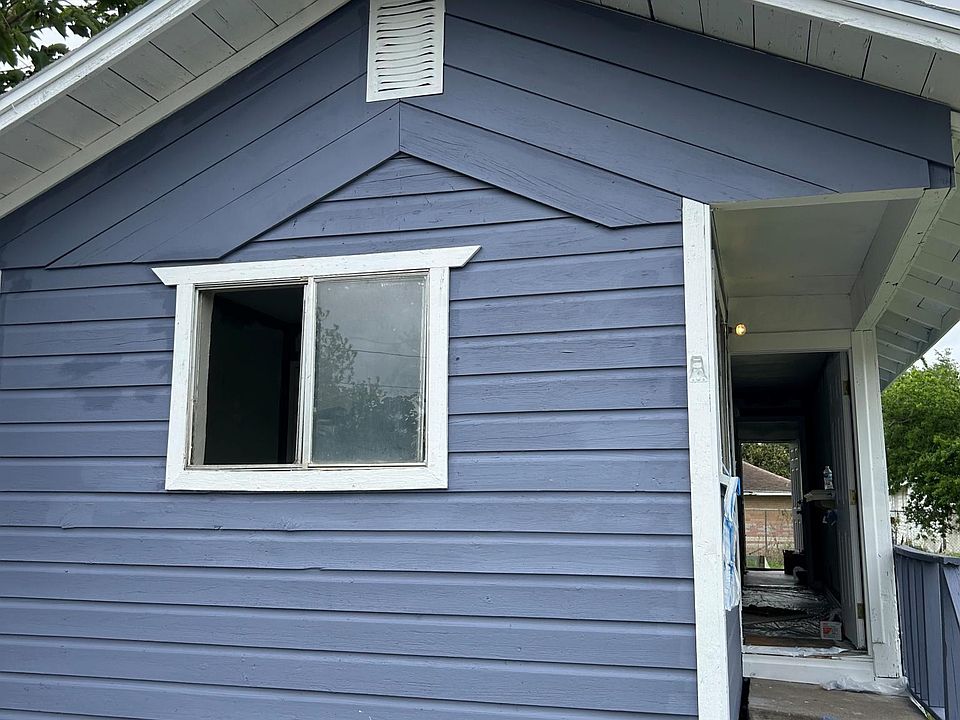 1st image of 2926 Coleman Ave