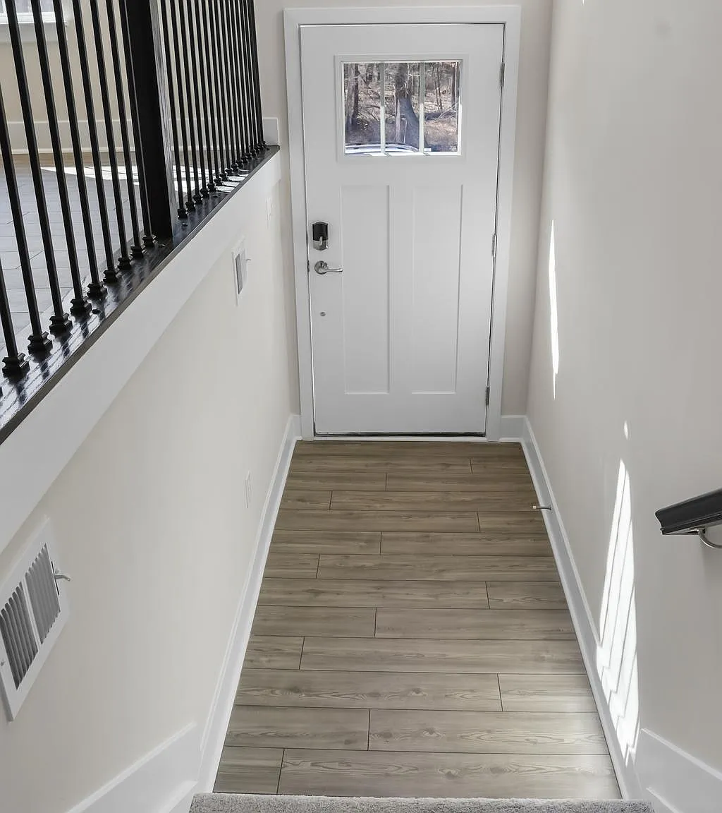 4 bed, 3.5 bath, $4,150 — Photo 2