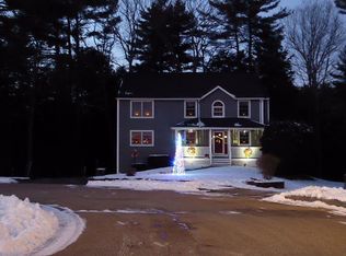 40 Spar Ln, Portland, ME 04102