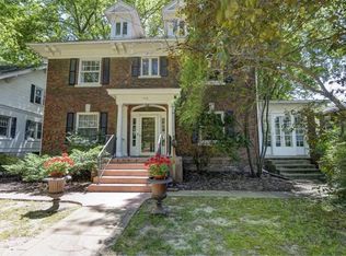 1416 S Grand Ave W, Springfield, IL 62704