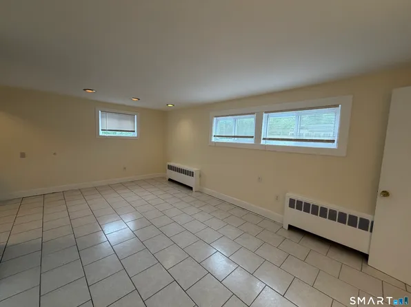 320 Main St #2, Wallingford, CT 06492