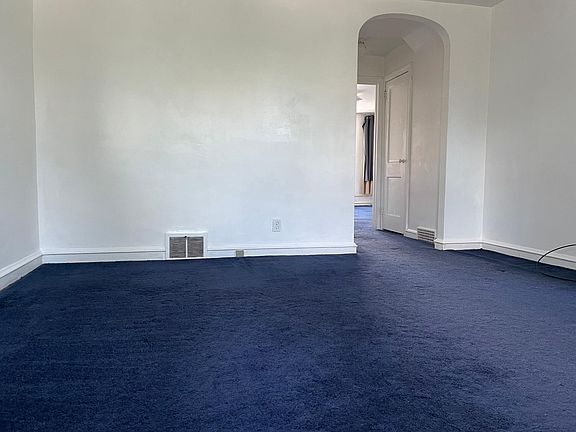5th image of 3313 Indian Queen Ln