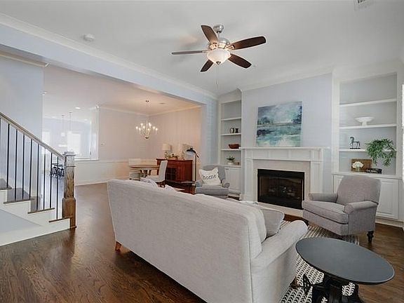 4th image of 110 Brighton Blvd