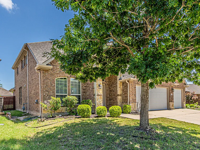 419 Fairland Dr — Photo 18