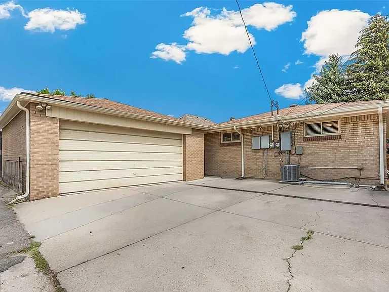 3435 Lowell Blvd — Photo 11