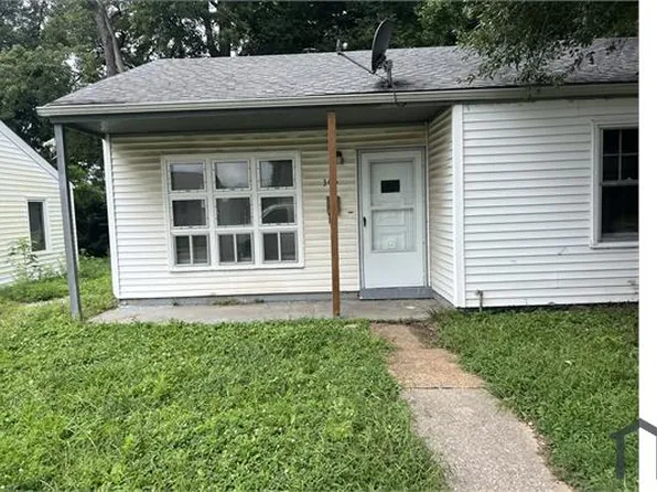 305 Mueller Ave, Saint Louis, MO 63135
