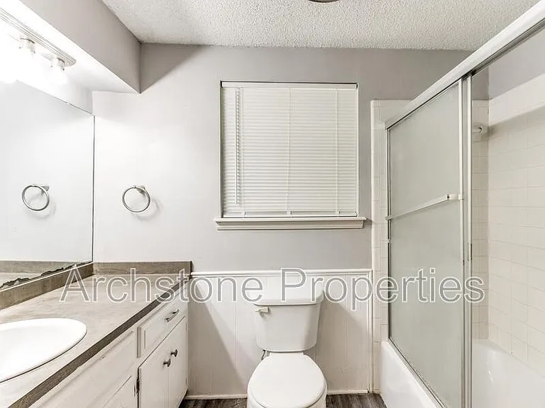 2524 Boxwood Ave — Photo 25