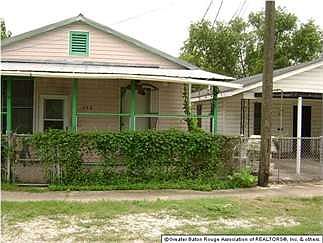 2nd image of 1029 Nolan Ave