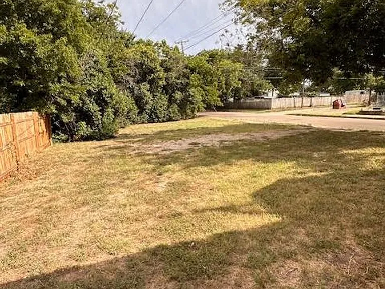 2724 Bosque Blvd — Photo 20