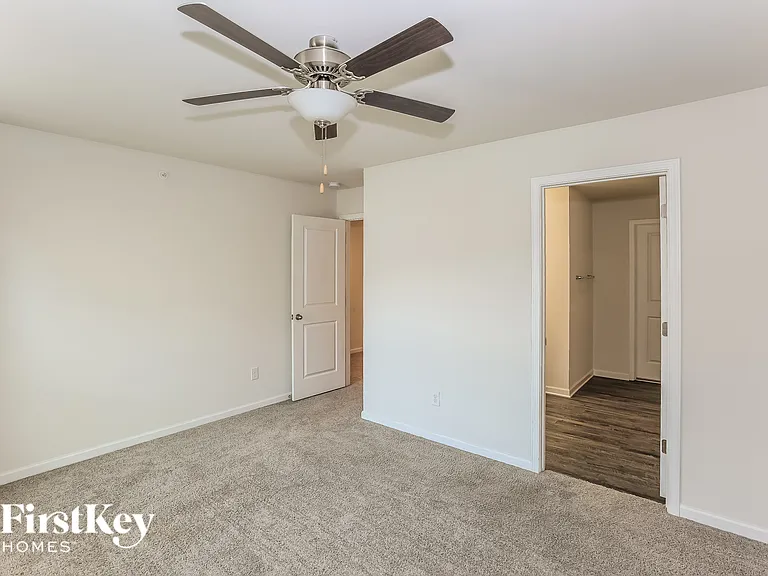 9409 Coddle Ct NW — Photo 8