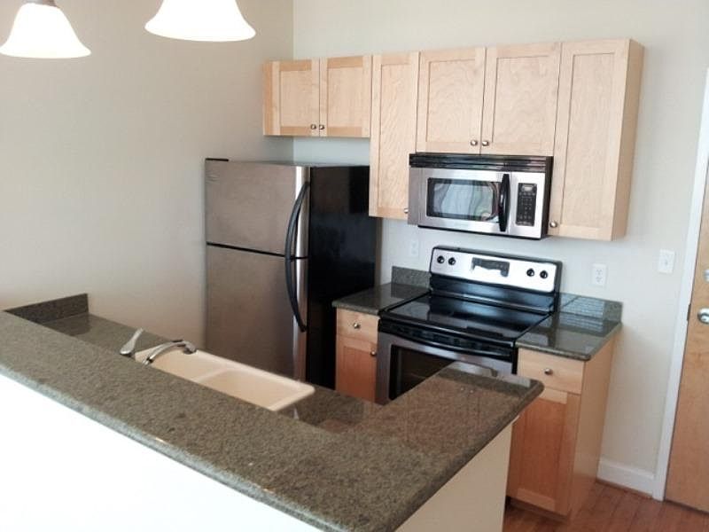 1st image of 1414 W Marshall St #U510