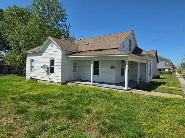 214 Cherry St, Chillicothe, MO 64601