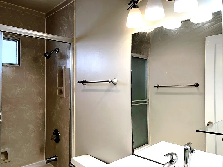 106 El Carmelo Ave — Photo 11