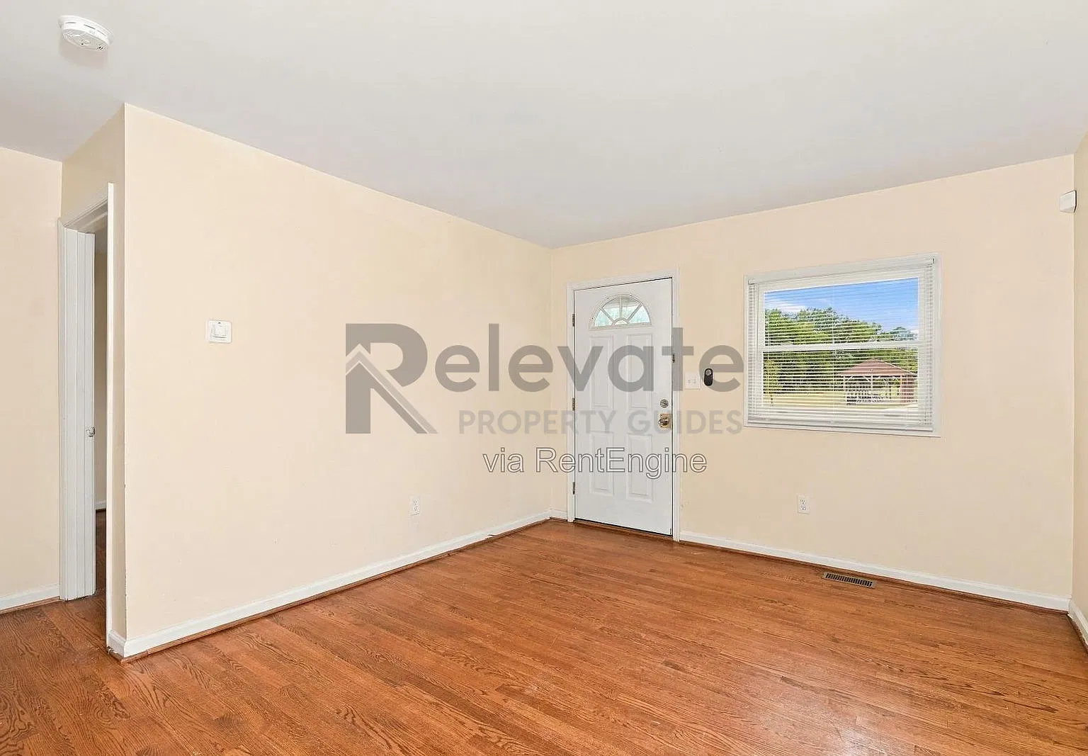 2 bed, 1.0 bath, 624 sqft, $995 — Photo 3