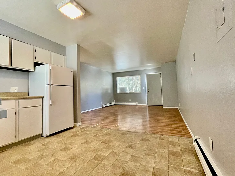1035 Magnolia St #B — Photo 4