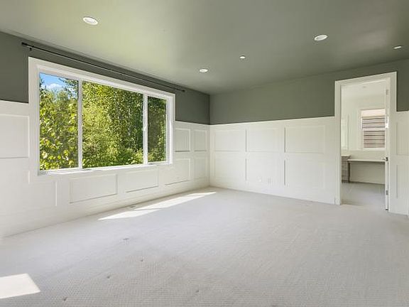 4th image of 11771 177th Pl NE