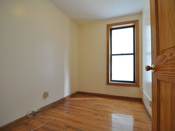 4th image of 60 W 129th St APT 4B