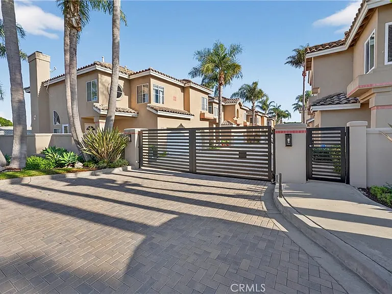 152 Terraza Ct — Photo 3