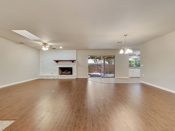 Living/ Dining Combo