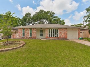 16606 David Glen Dr, Friendswood, TX 77546