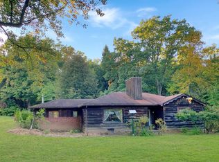 4010 Humphrey Rd, Richfield, OH 44286