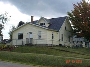 11 Main St, Fredonia, PA 16124