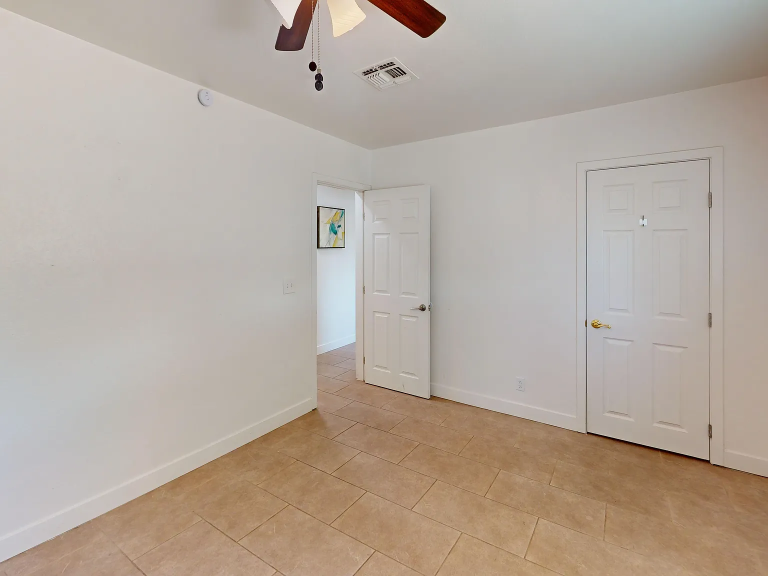 5 bed, 1500 sqft, $675 — Photo 4