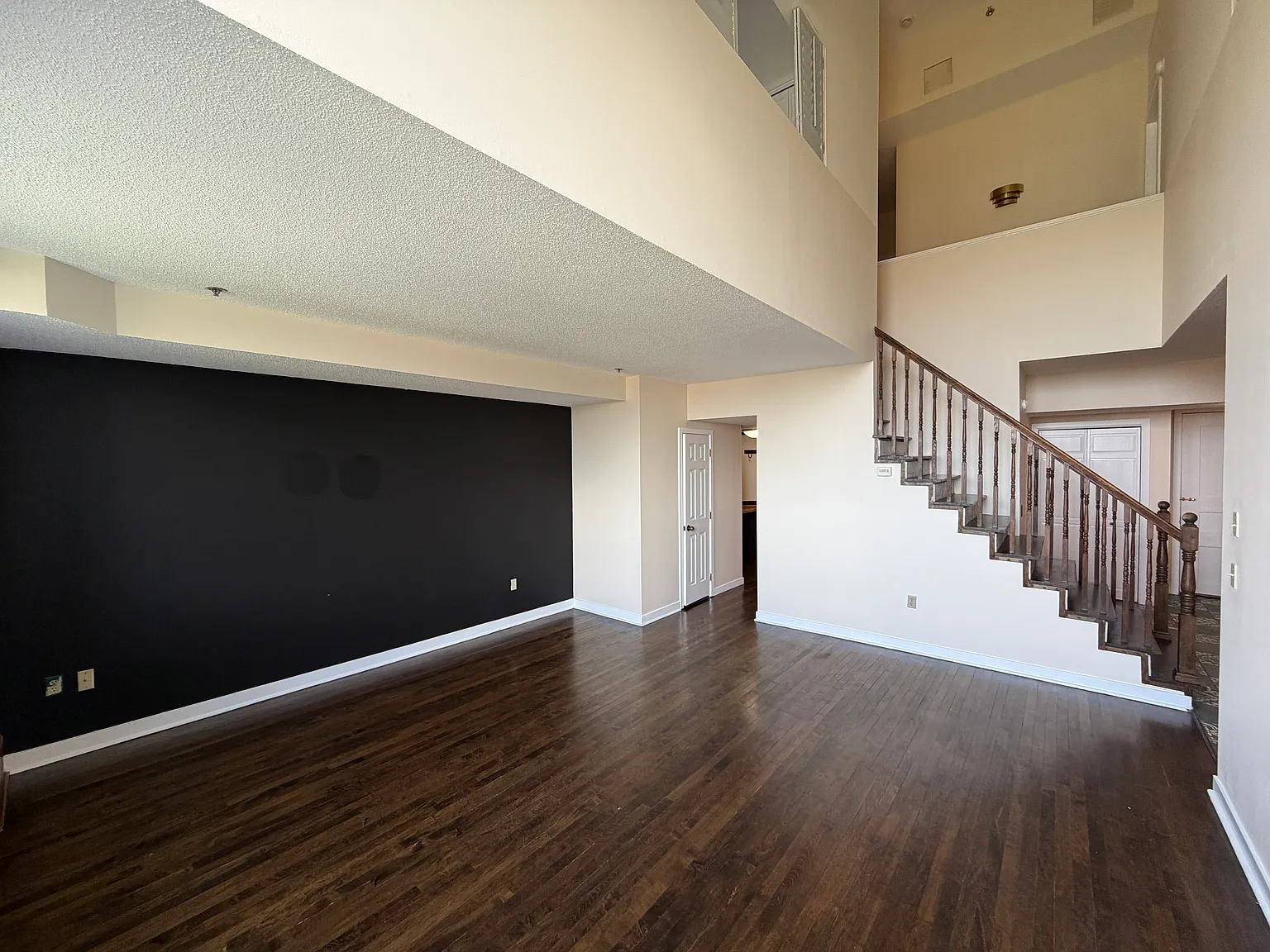 2 bed, 1.5 bath, 1493 sqft, $1,895 — Photo 4