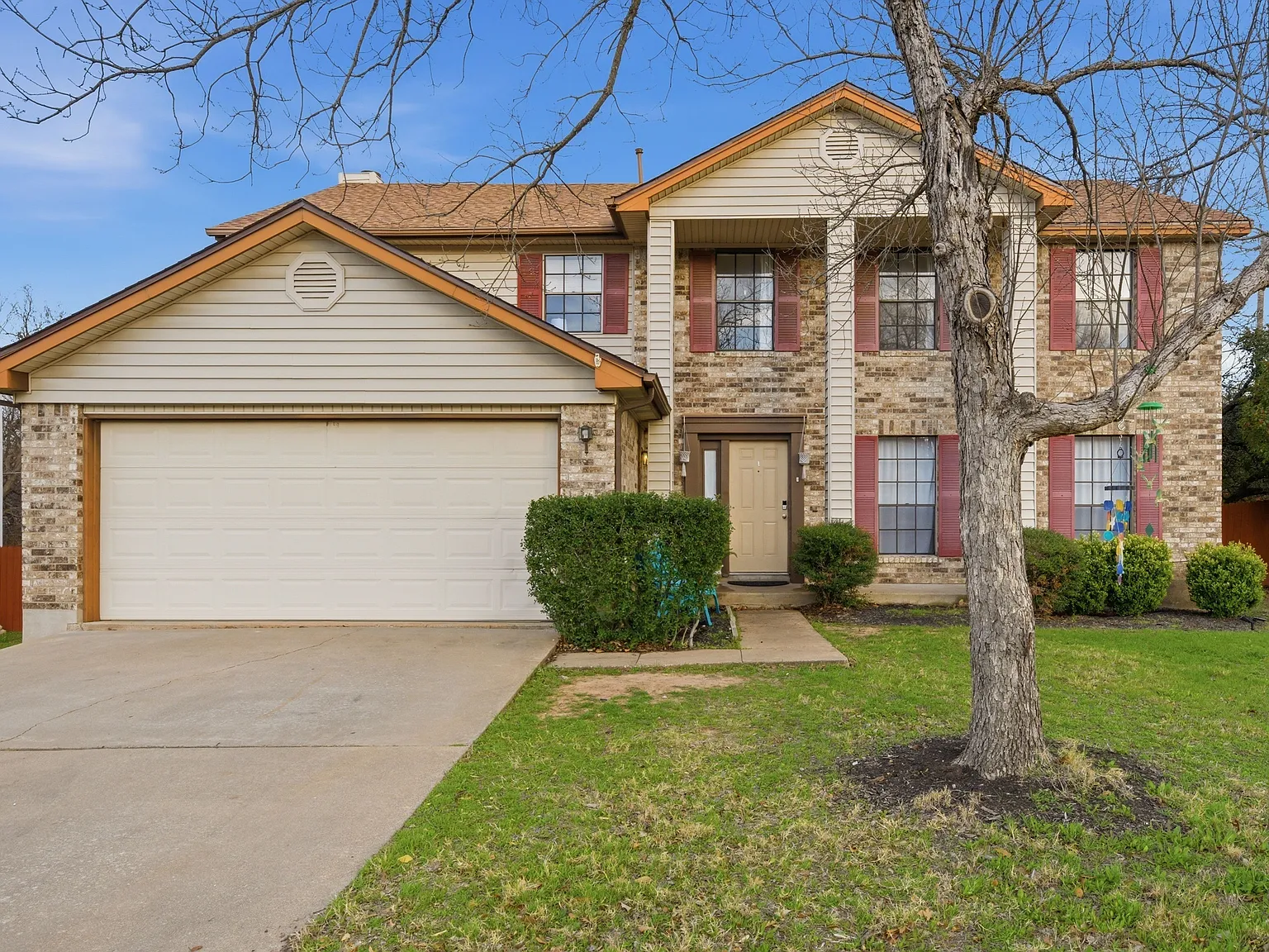 12901 Silver Creek Dr — Photo 2