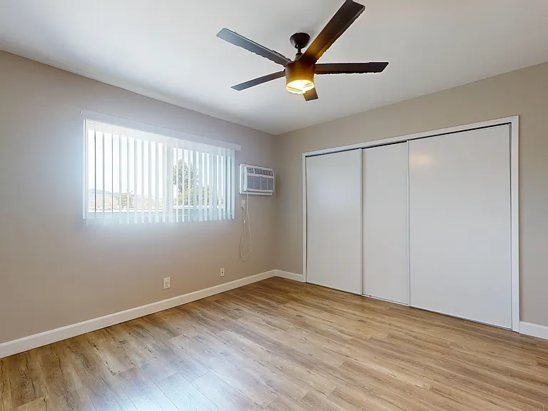 The Capri Apartments — Photo 37