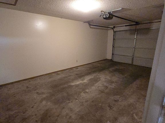 5th image of 207 N Montgomery St APT A