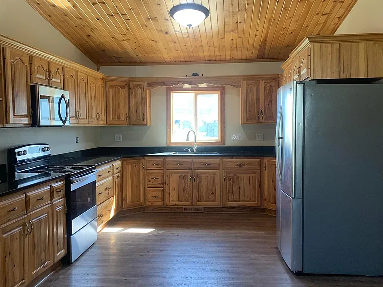 615 W Gambier St — Photo 14
