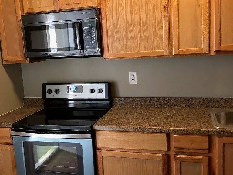 514 Emerald St #A — Photo 3