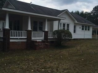 1110 S Walnut St, Seneca, SC 29678