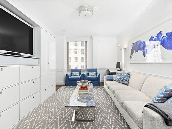 5th image of 30 E 85th St #11DEF