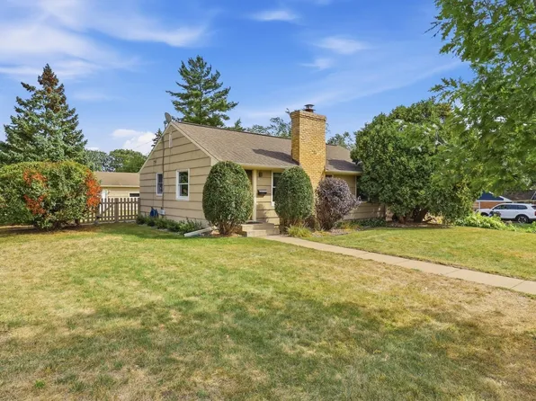 601 6th Ave S, Hopkins, MN 55343