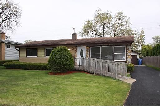 1st image of 703 Eastman Dr